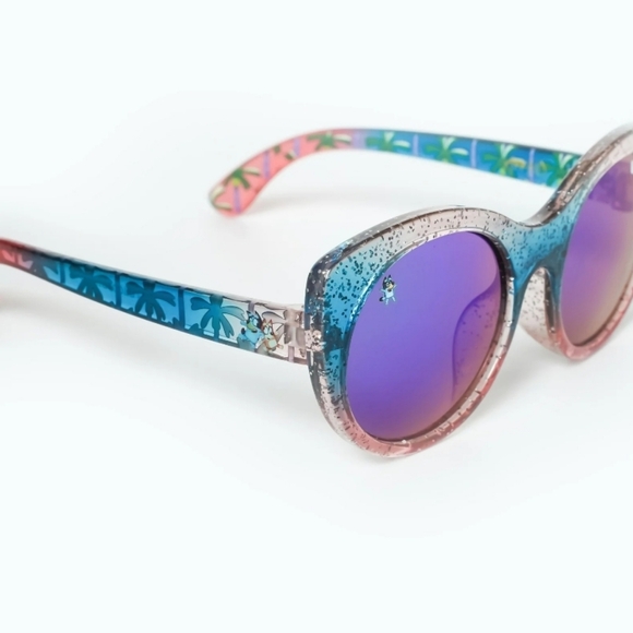 Bluey Girls Sunglasses and Scrunchies 2-Piece Set, Pink - Picture 3 of 4